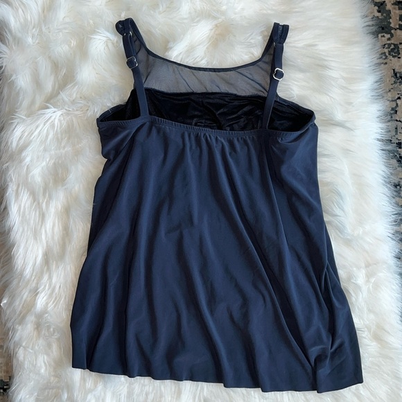 NWOT MIRACLE SUIT Tankini Top Slimming Navy Size 8 - Picture 5 of 16